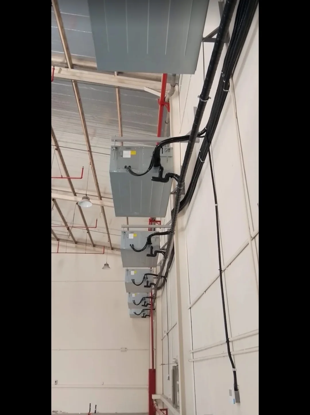 Refrigerant piping for multiple indoor units