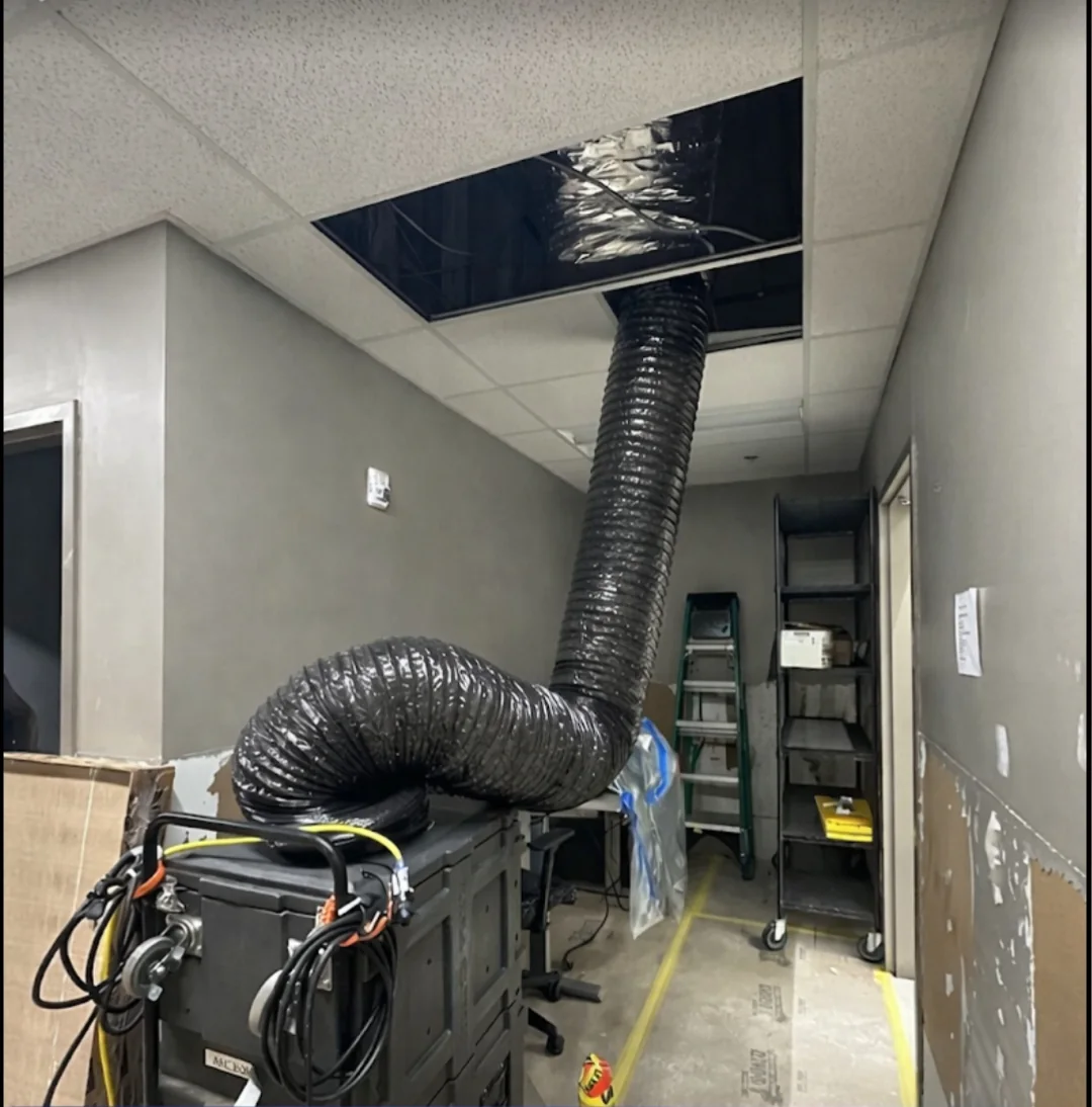 Flexible duct for temporary exhaust and ventilation